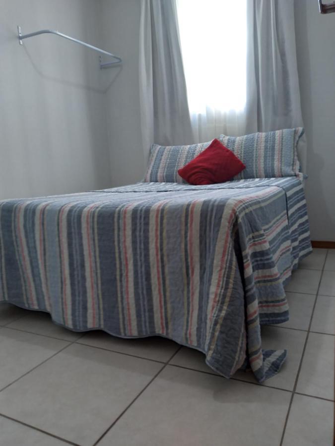 apartamento com piscina Picarras Bagian luar foto